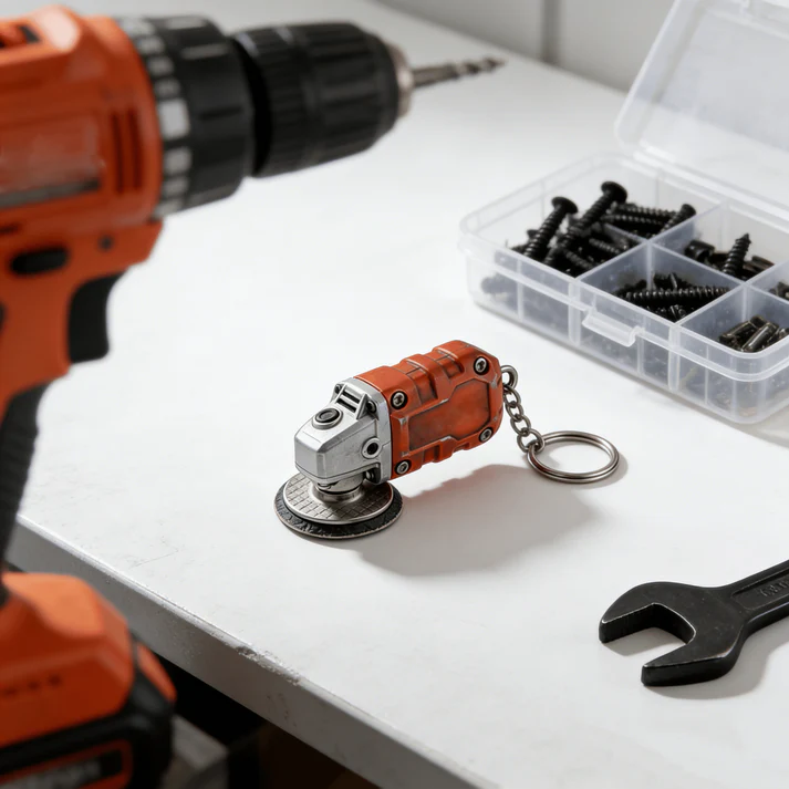 🛠️2-in-1 Mini Grinder Keychain: On-the-Go Smoothing Tool + Tool Enthusiast Collectible